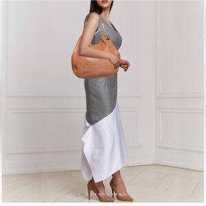 Michael Kors Leather Fulton Shoulder Bag. 💼 Brown